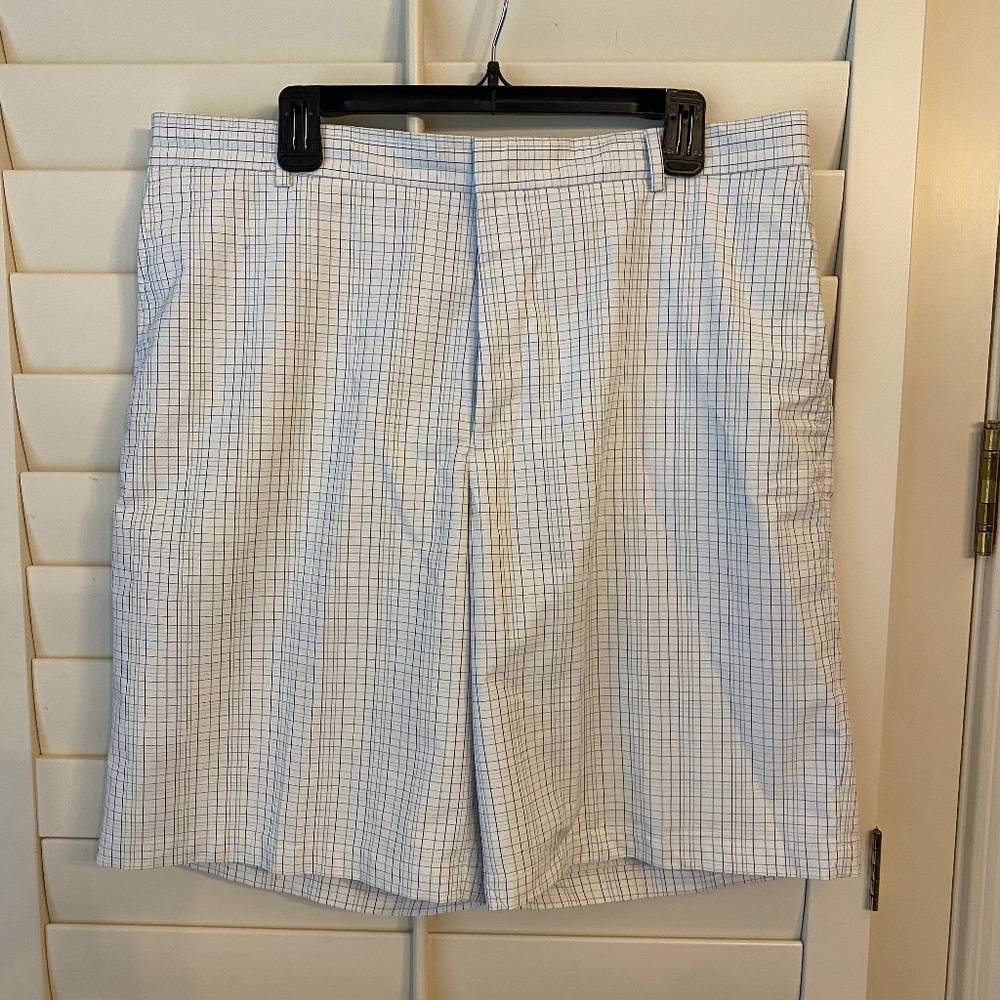Walter Hagen Men's Shorts 10" Size 40